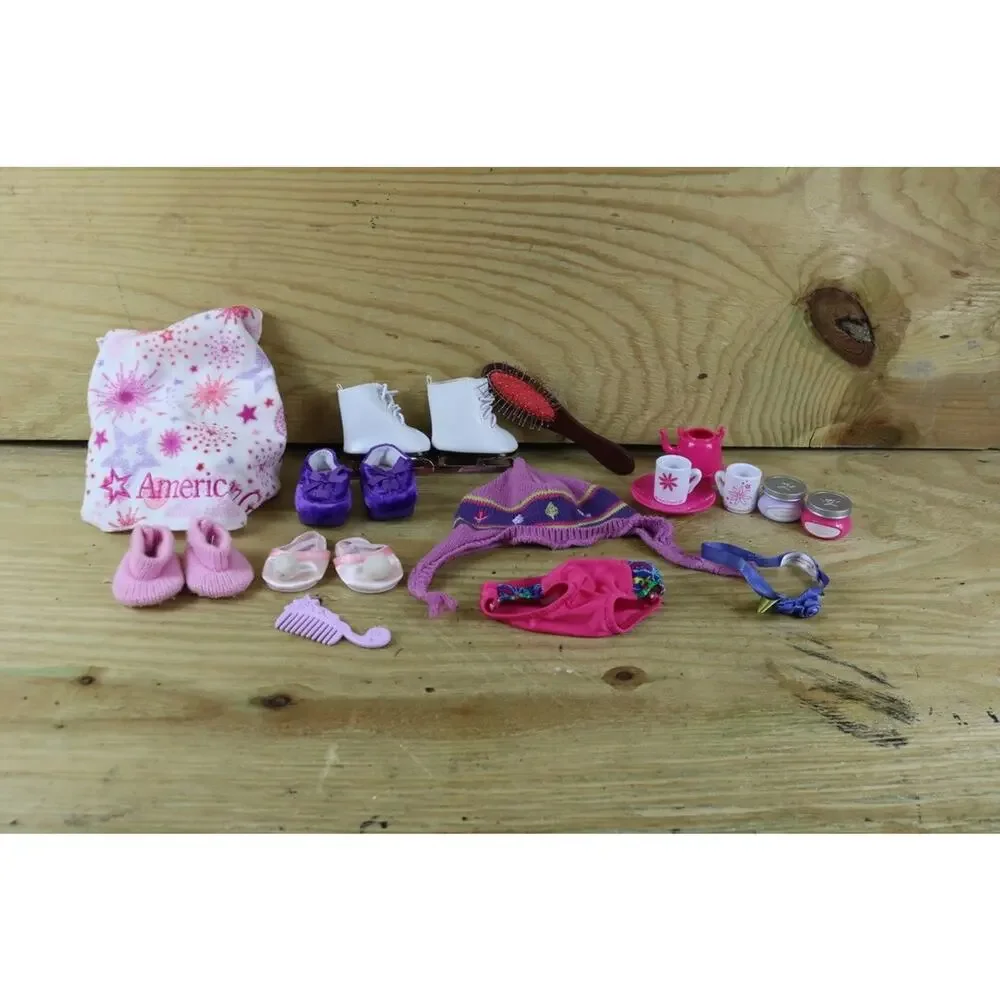 American Girl Lot of 14 Blanket Shoes Brush Comb Hat Tea Set Headband Clothes